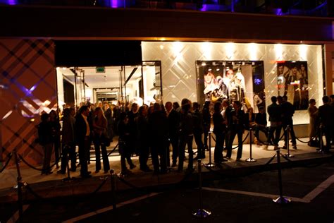 foto's van burberry brussel